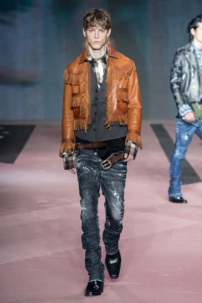 Look 52